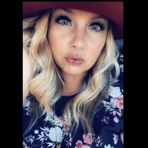 Meet your Posher, Faitha